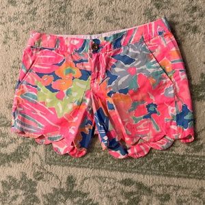 lilly pulitzer buttercup shorts Size 2